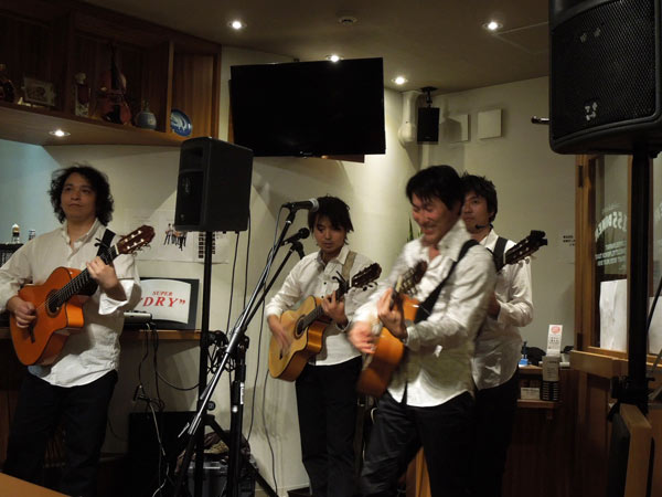 Live at 155 diner Yokohama